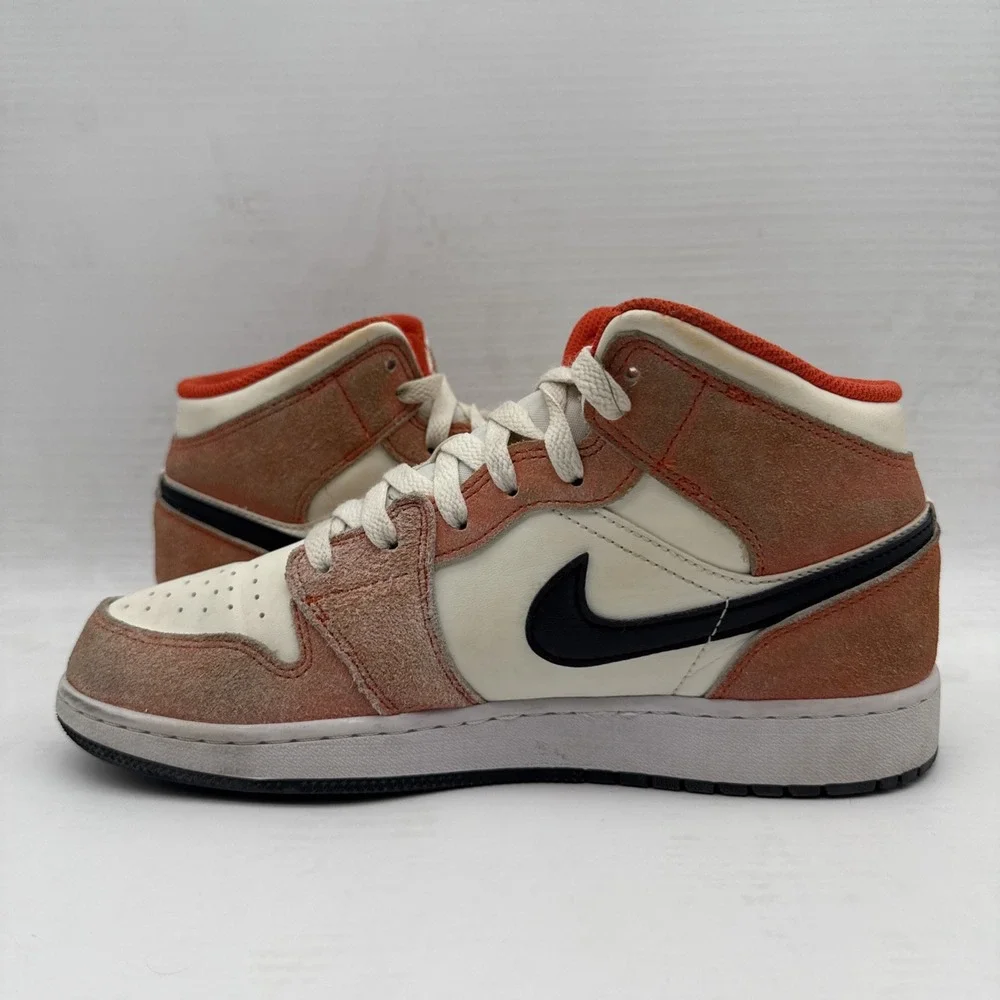 Nike Air Jordan 1 Mid Team Orange Black Sail White DV1336-800 Size 7 Y